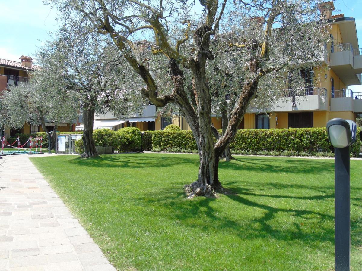 Discovery Flat With Pool & Bikes Apartamento Sirmione Exterior foto