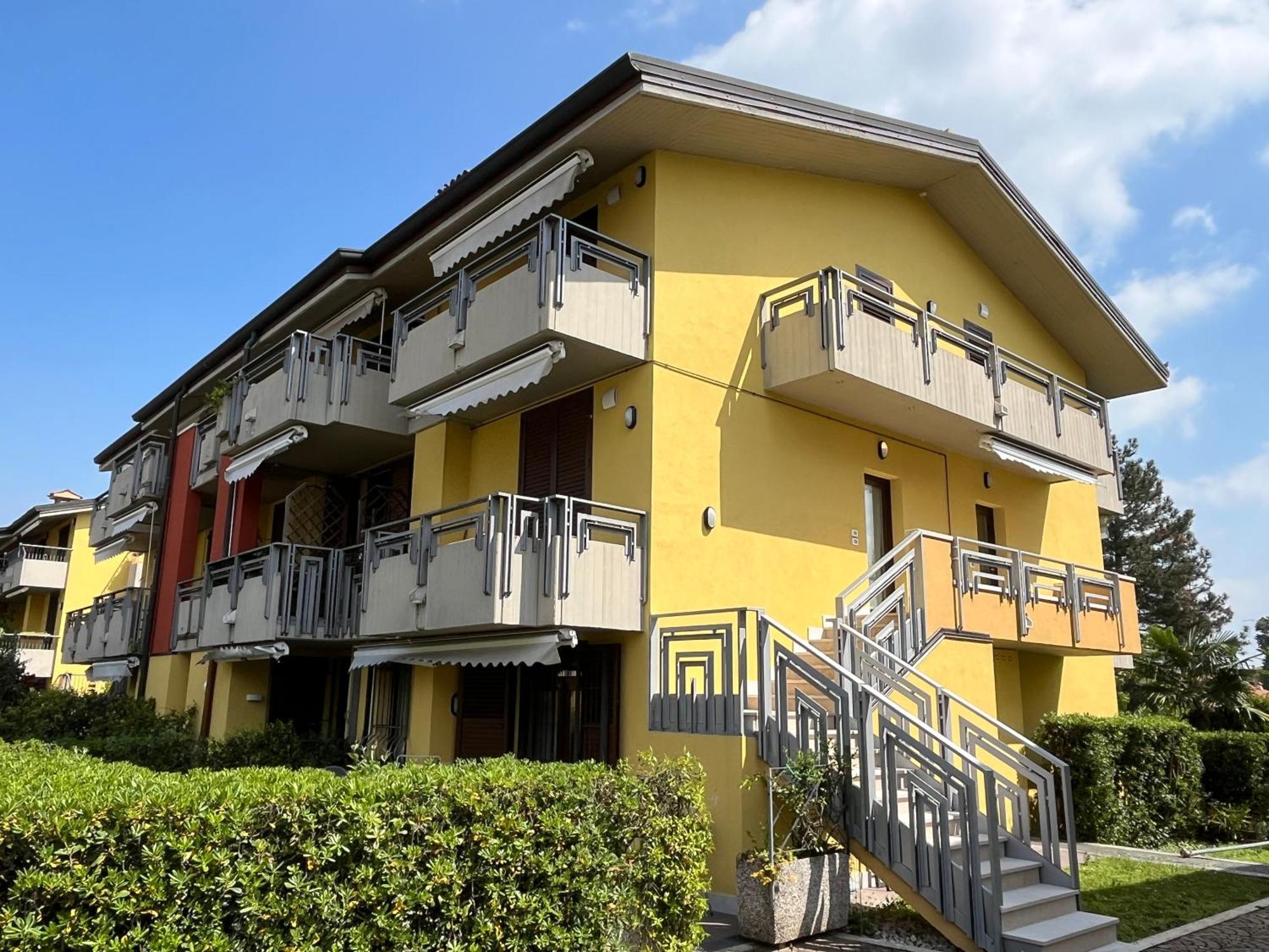 Discovery Flat With Pool & Bikes Apartamento Sirmione Exterior foto